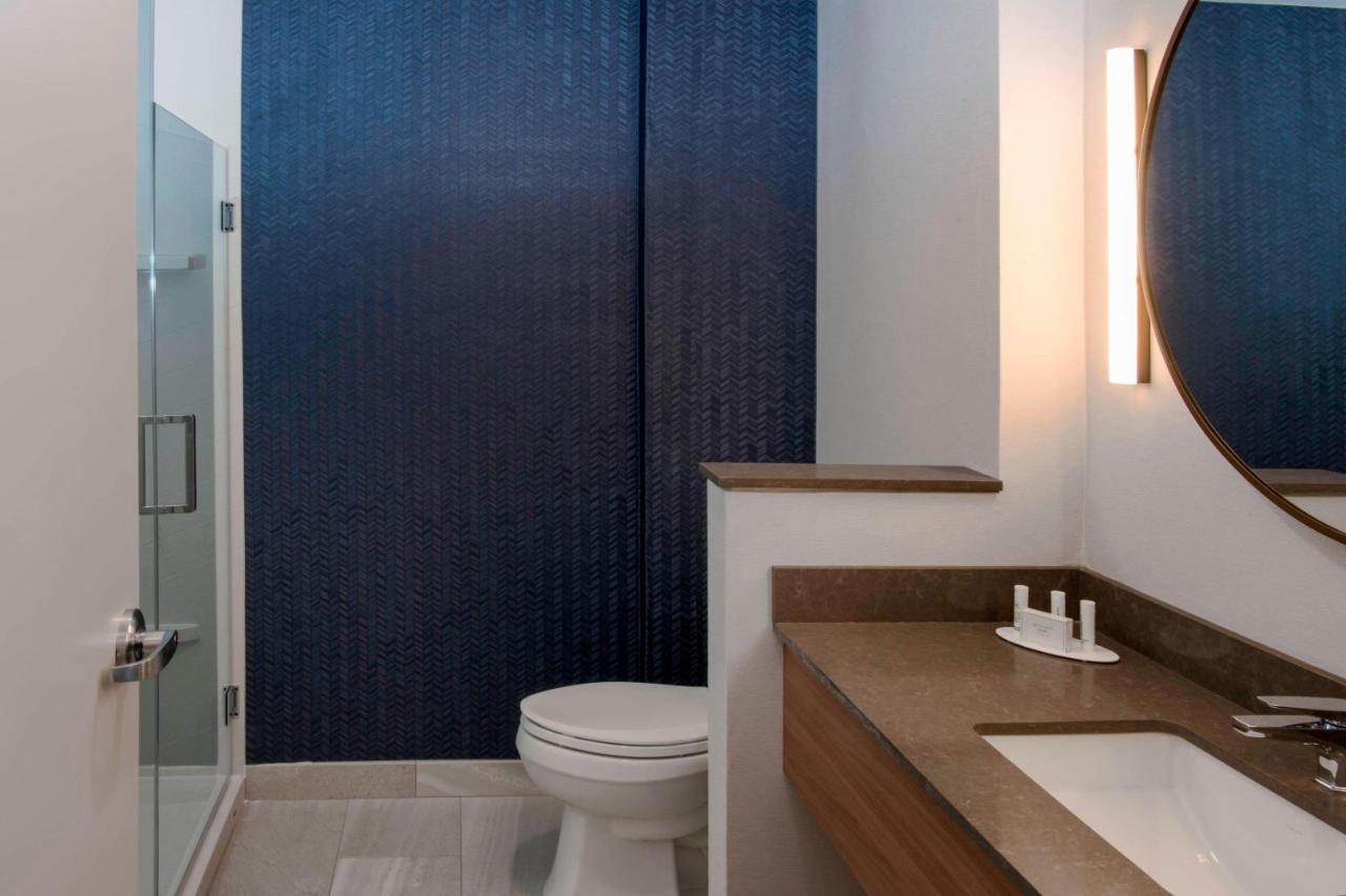 Fairfield Inn & Suites Кинстън Екстериор снимка