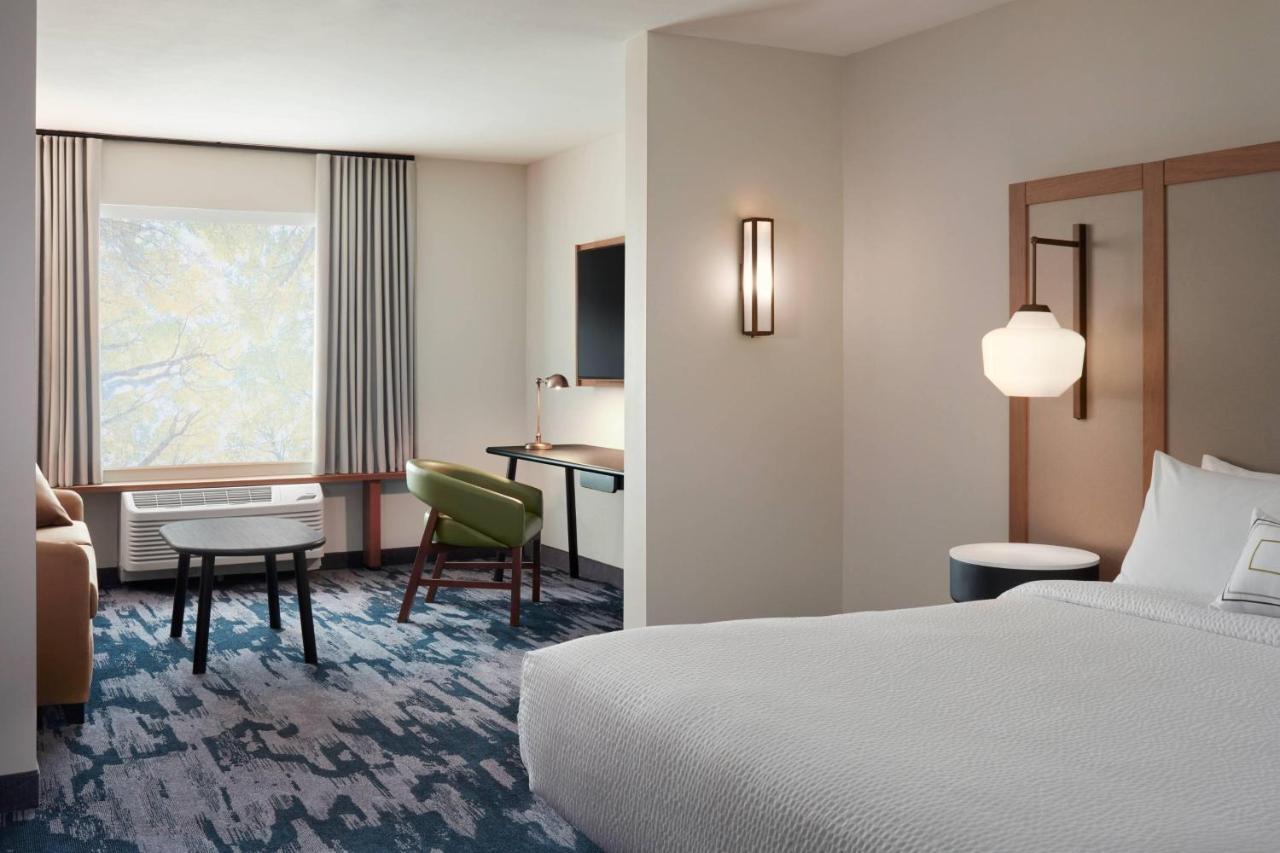 Fairfield Inn & Suites Кинстън Екстериор снимка